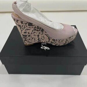 NEW Beatrice Italy peep-toe slingback wedge with a pink suede US SIZE 9 EU: 39